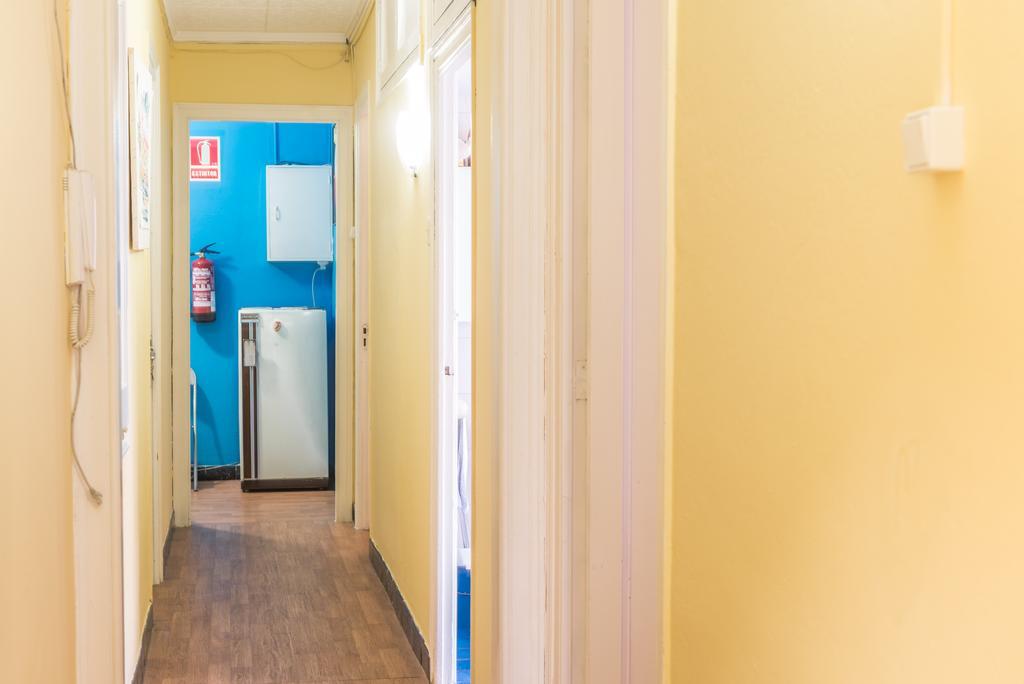 Hostel Turistic Castell Barcelona Eksteriør billede