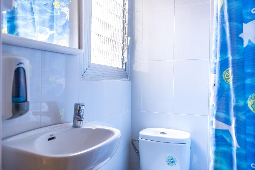 Hostel Turistic Castell Barcelona Eksteriør billede