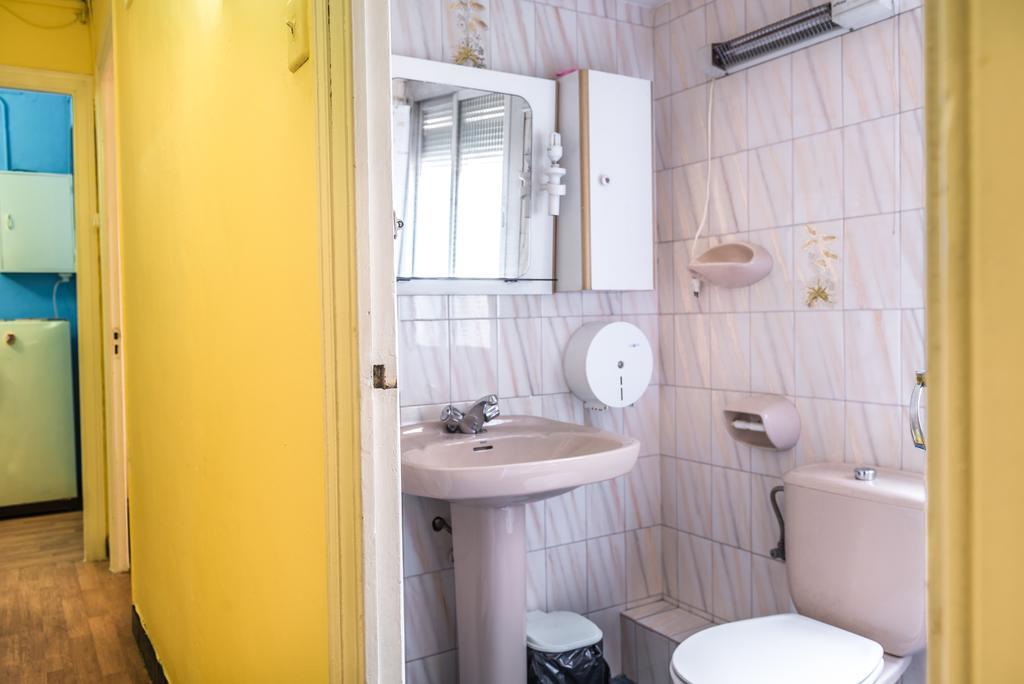 Hostel Turistic Castell Barcelona Eksteriør billede